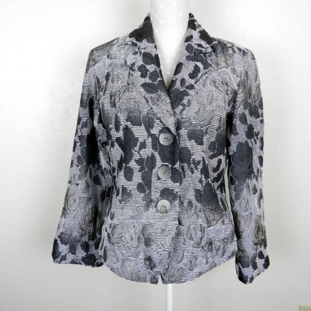 Coldwater Creek:  Beautiful Silver Gray Jacquard Jacket